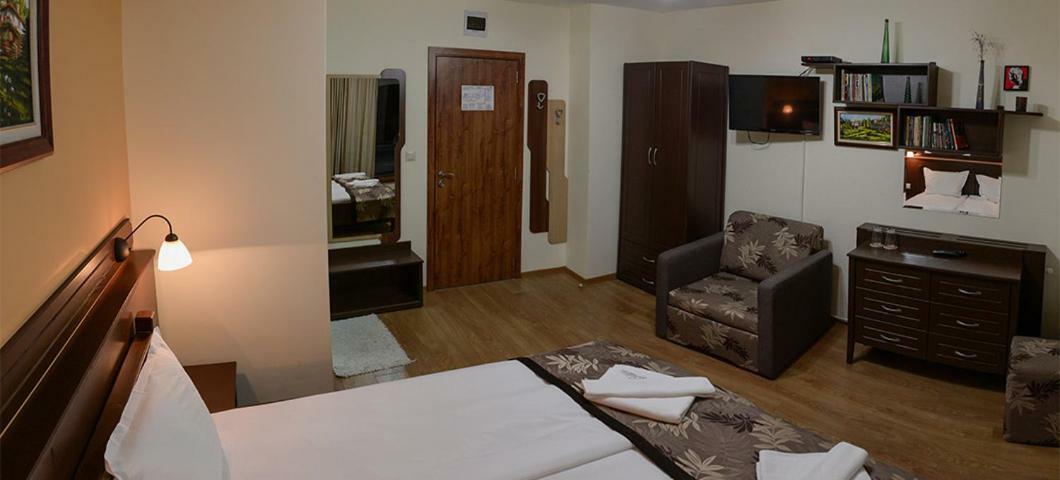 Family Hotel Balkanci Usana Exterior foto